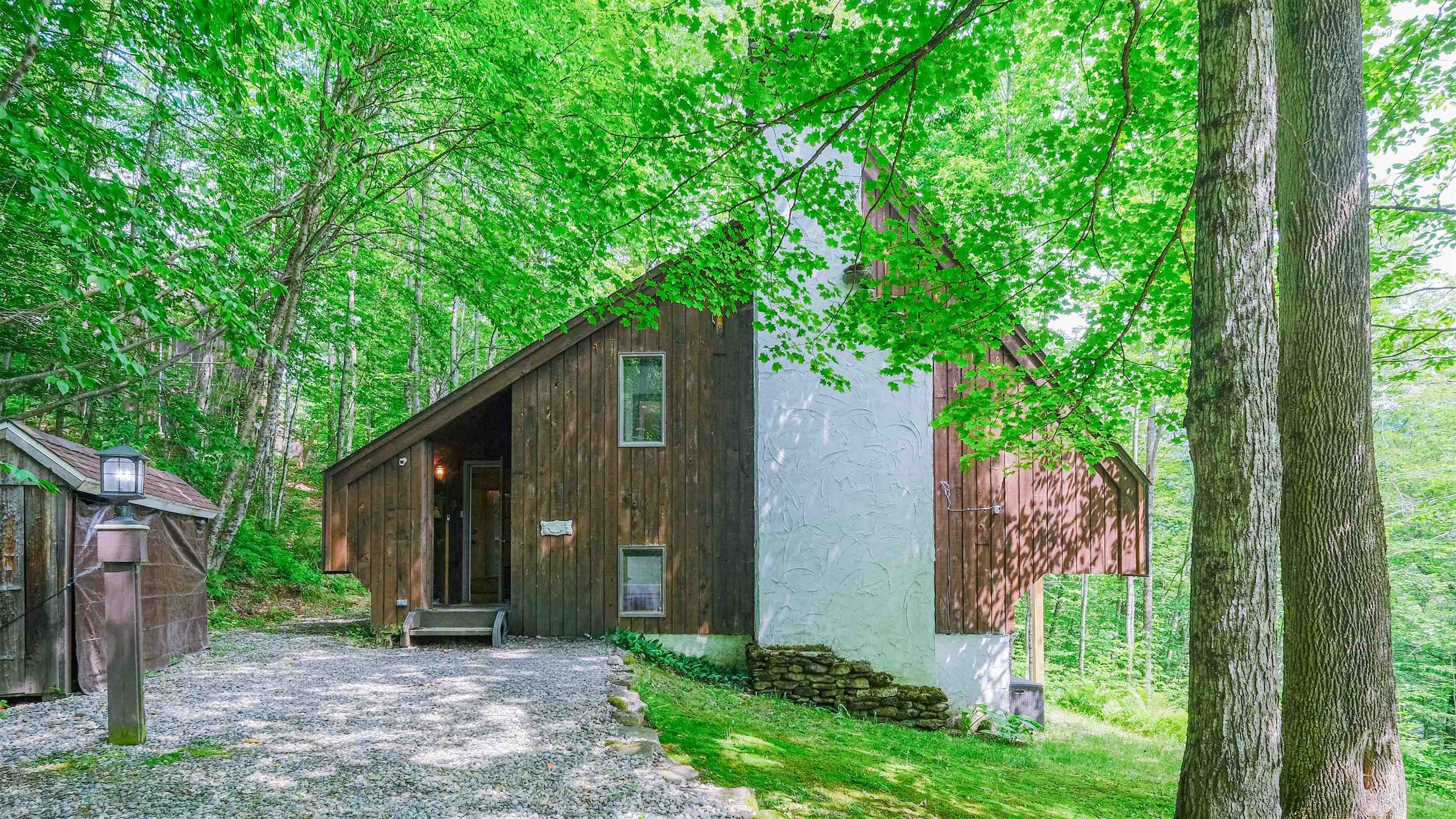 366 Crimson Hawk Road, Unit S124 Plymouth, VT 05056 - Photo 41 of 52