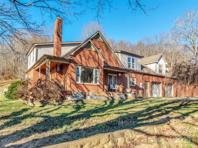 $600,000 | 1254 Pisgah Drive, Canton, NC 28716