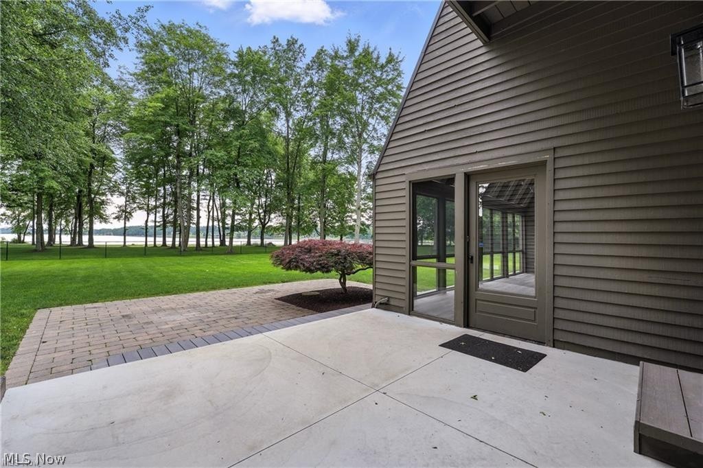 263 East Pine Lake Road North Lima, OH 44452 - Photo 6 of 50 View of patio