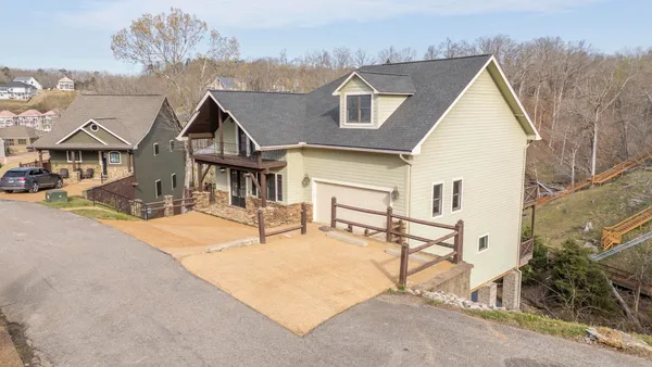 $749,000 | 400 Anchor Point, Savannah, TN 38372