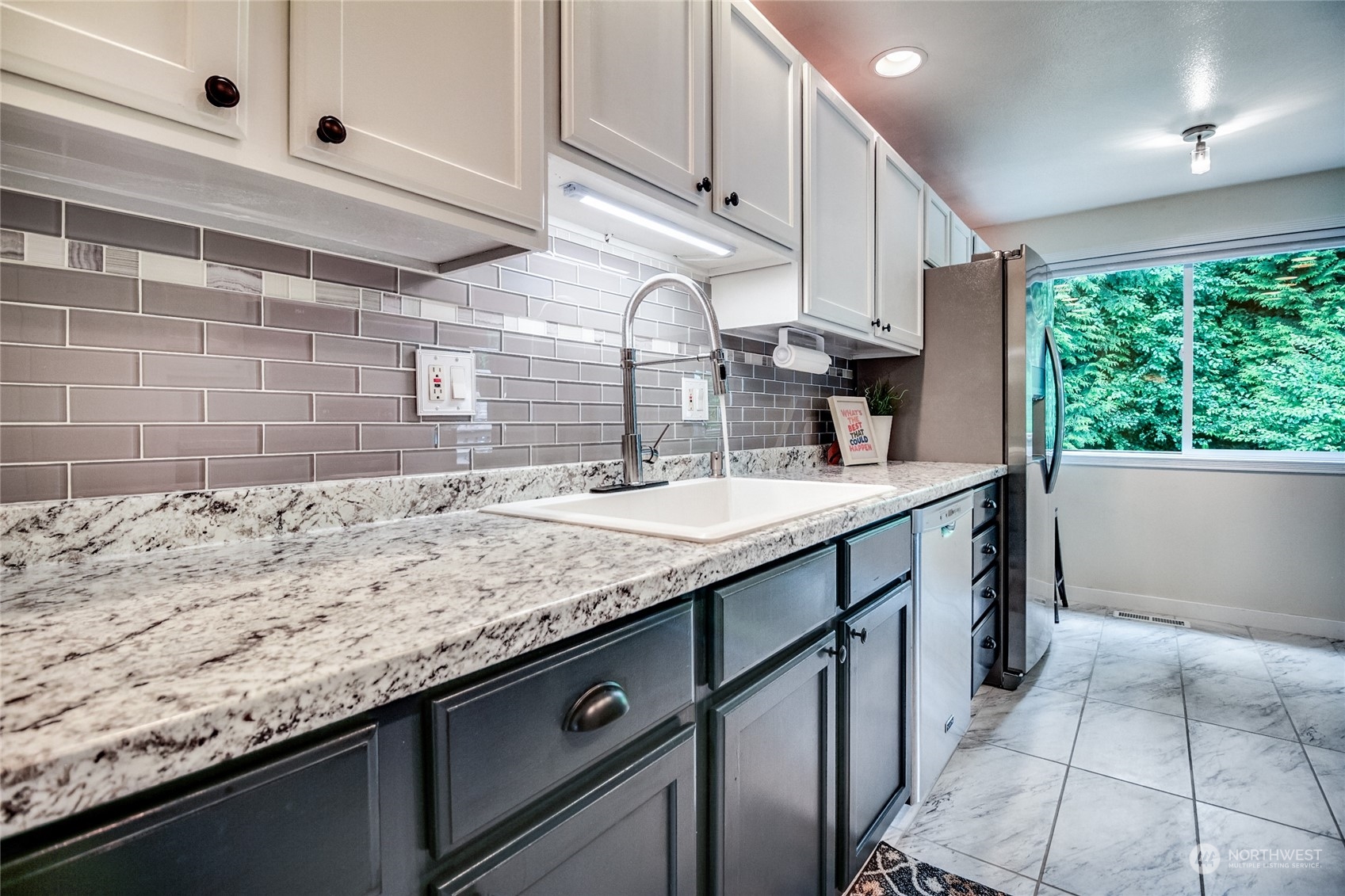 11812 Northeast 158th Street Bothell, WA 98011 - Photo 11 of 40 Gallery Image 11