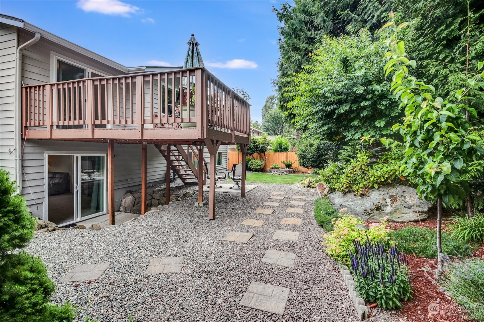 11812 Northeast 158th Street Bothell, WA 98011 - Photo 34 of 40 Gallery Image 34