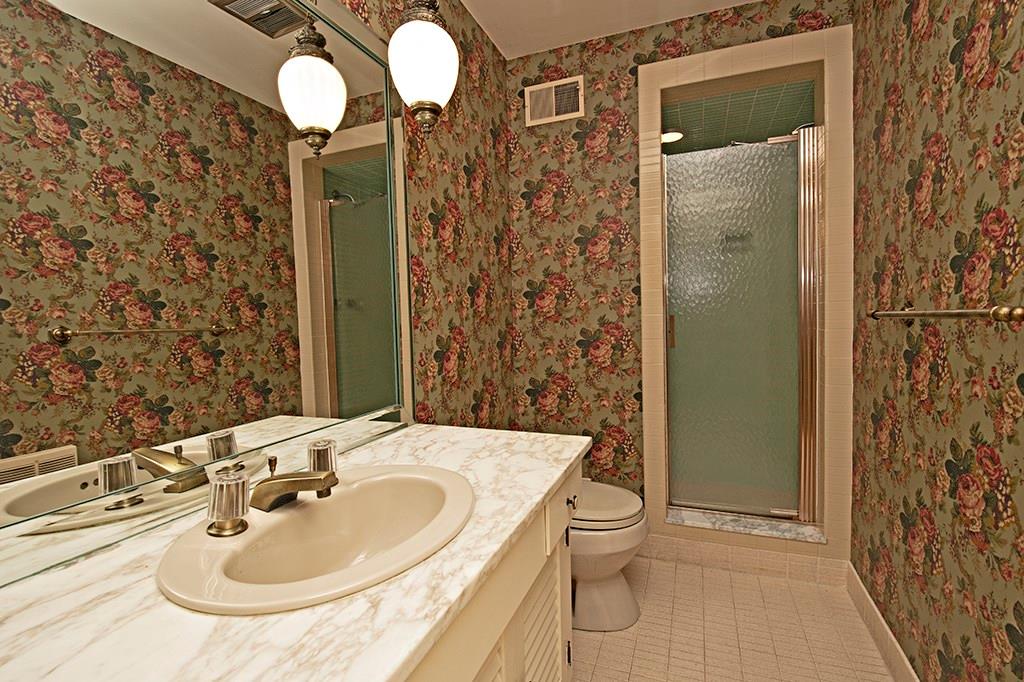 1905 Murdstone Road Pittsburgh, PA 15241 - Photo 15 of 25 Gallery Image 15