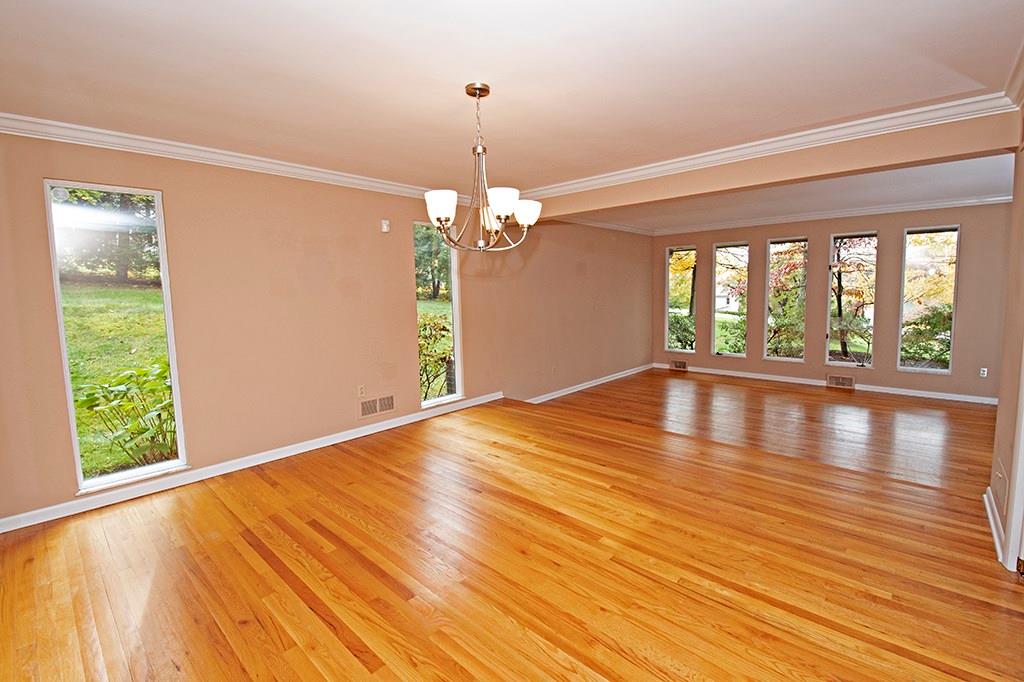 1905 Murdstone Road Pittsburgh, PA 15241 - Photo 9 of 25 Gallery Image 9
