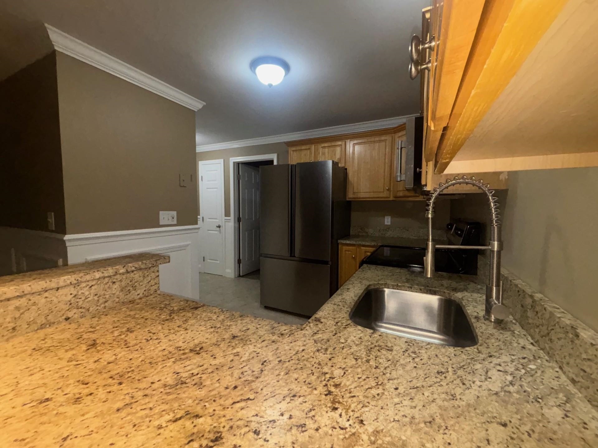 4 Deer Street, Unit 16 Tilton, NH 03276 - Photo 9 of 21