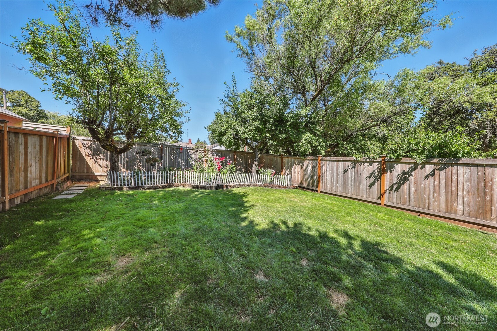 4616 South Orcas Street Seattle, WA 98118 - Photo 32 of 37 a view of yard with green space