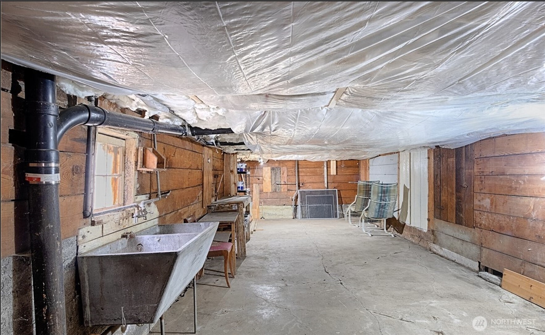 4616 South Orcas Street Seattle, WA 98118 - Photo 35 of 37 a view of storage and utility room