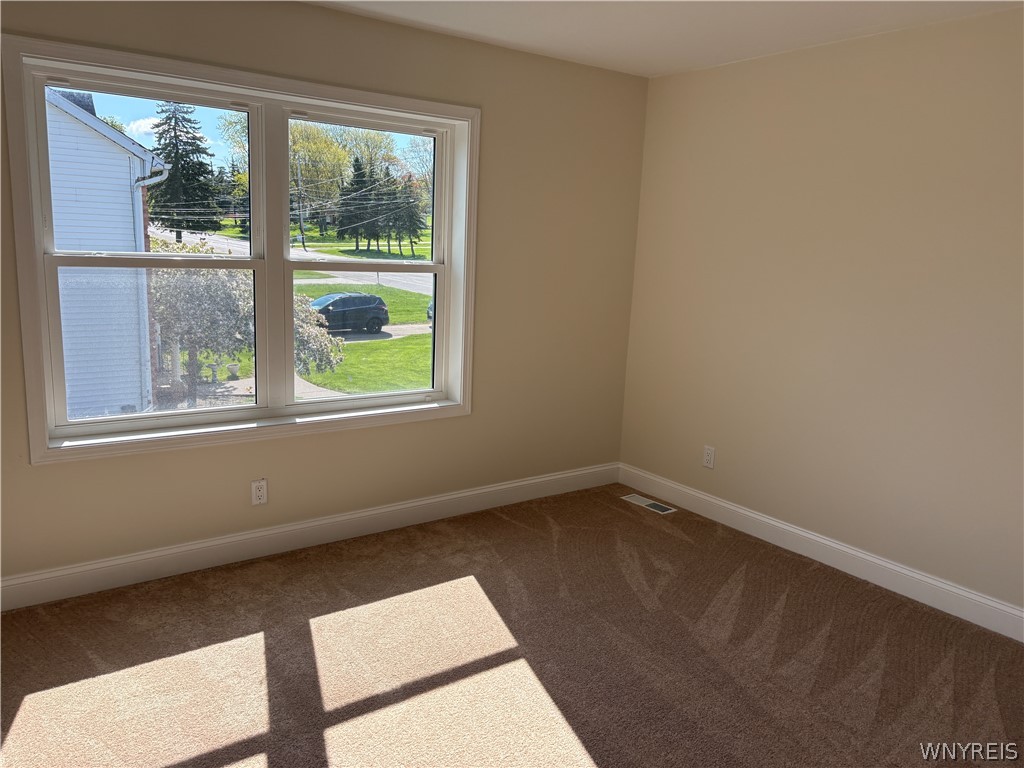 5200 Berg Road West Seneca, NY 14218 - Photo 34 of 43