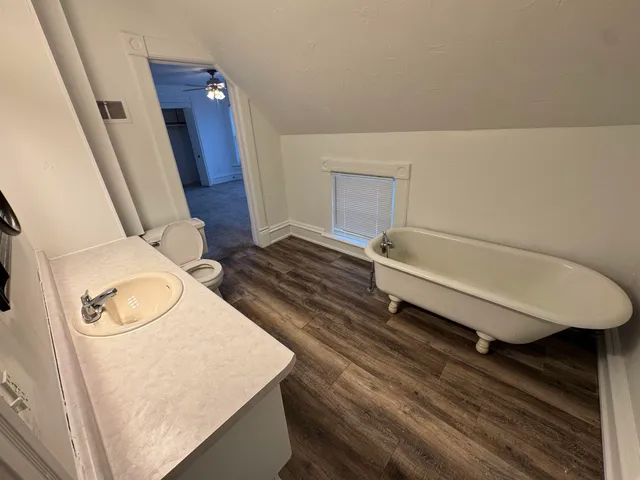 $3,095 | 122 North Street, Sun Prairie, WI 53590