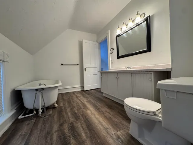 $3,095 | 122 North Street, Sun Prairie, WI 53590