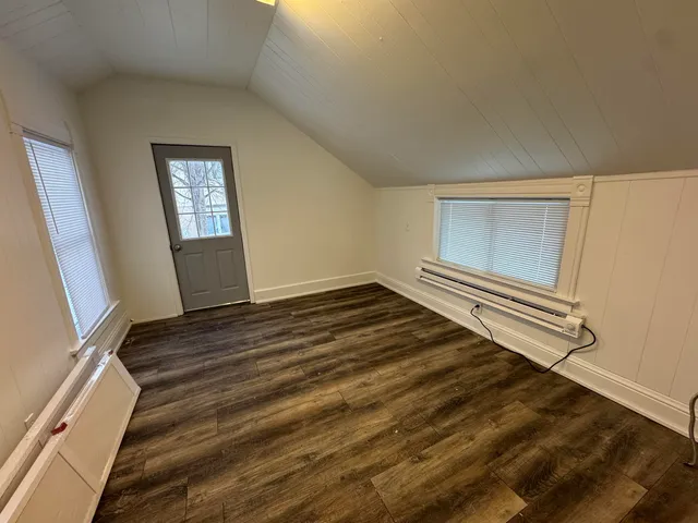 $3,095 | 122 North Street, Sun Prairie, WI 53590