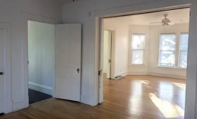 $3,095 | 122 North Street, Sun Prairie, WI 53590