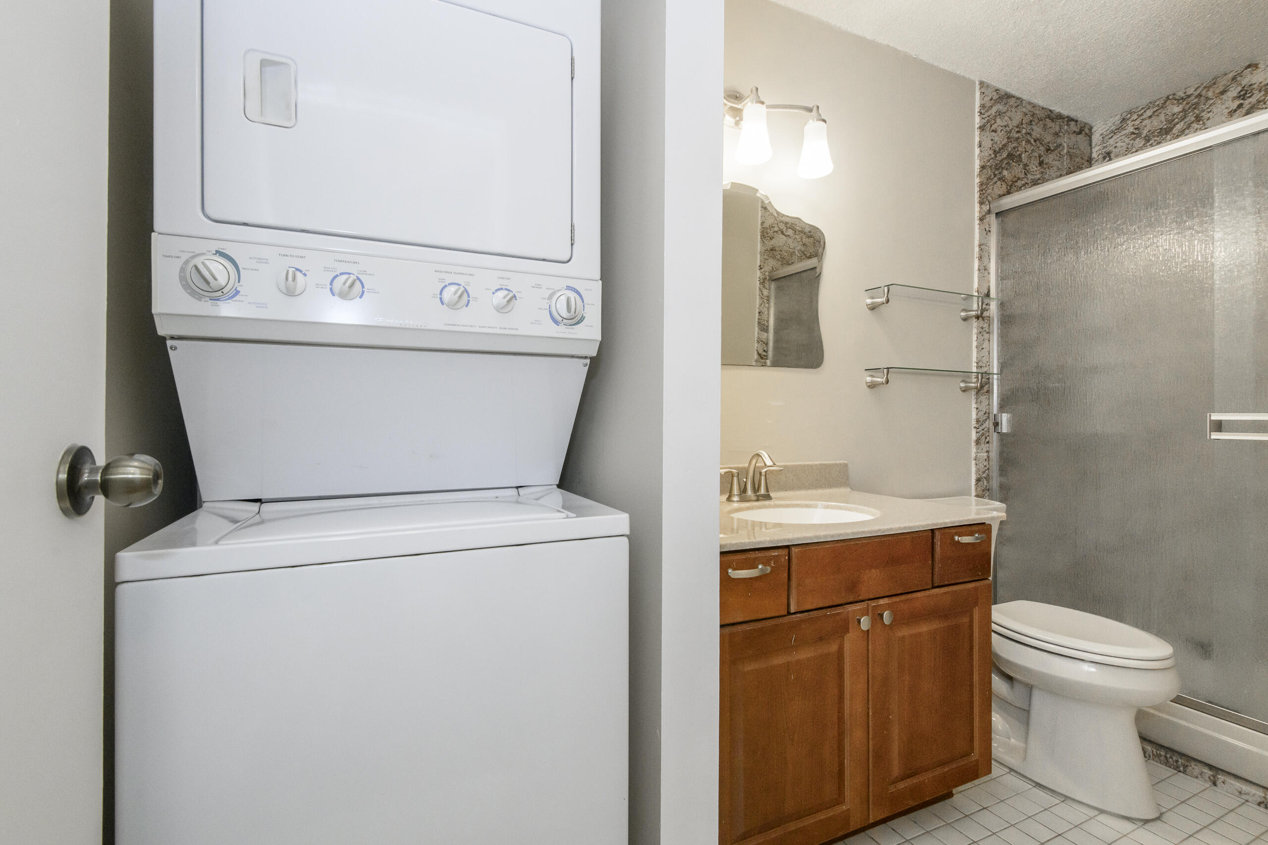 1660 North Prospect Avenue, Unit 1406 Milwaukee, WI 53202 - Photo 21 of 31 In-Unit Laundry