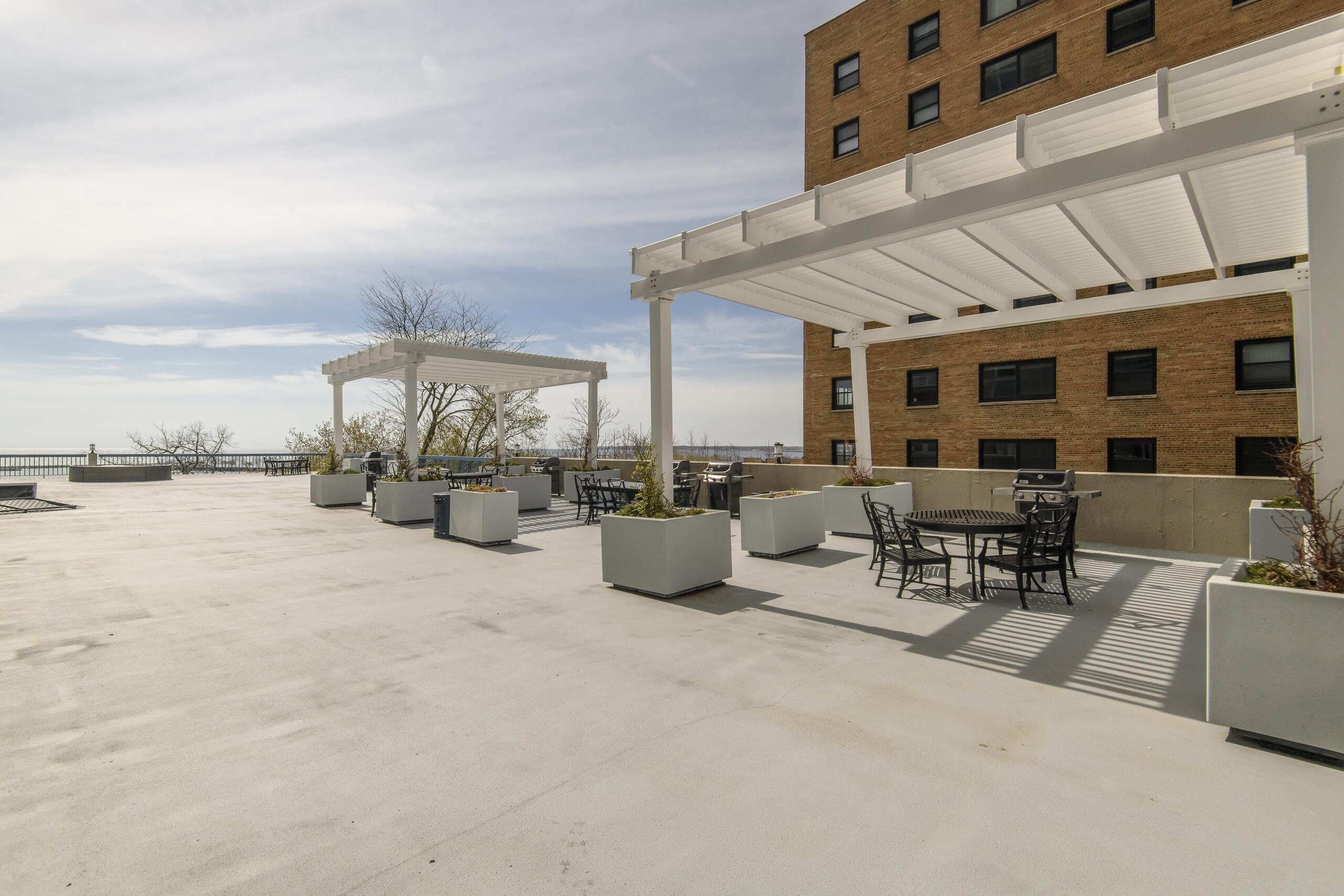 1660 North Prospect Avenue, Unit 1406 Milwaukee, WI 53202 - Photo 26 of 31 Second Floor Terrace