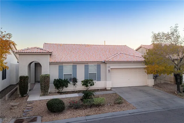 $1,975 | 7423 Cleghorn Canyon Way, Las Vegas, NV 89113