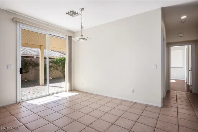 $1,975 | 7423 Cleghorn Canyon Way, Las Vegas, NV 89113