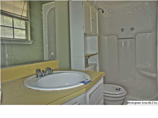 5421 Faucett Road Pinson, AL 35126 - Photo 15 of 32