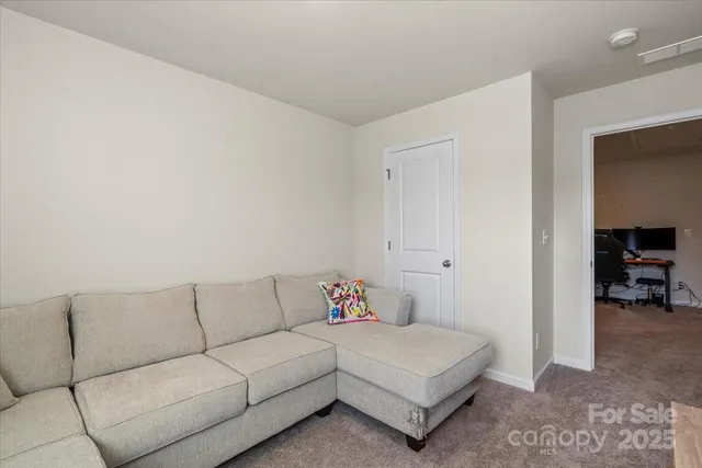 $335,000 | 1021 Plumcrest Drive, Charlotte, NC 28216