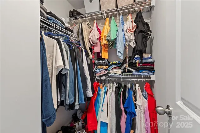 $335,000 | 1021 Plumcrest Drive, Charlotte, NC 28216