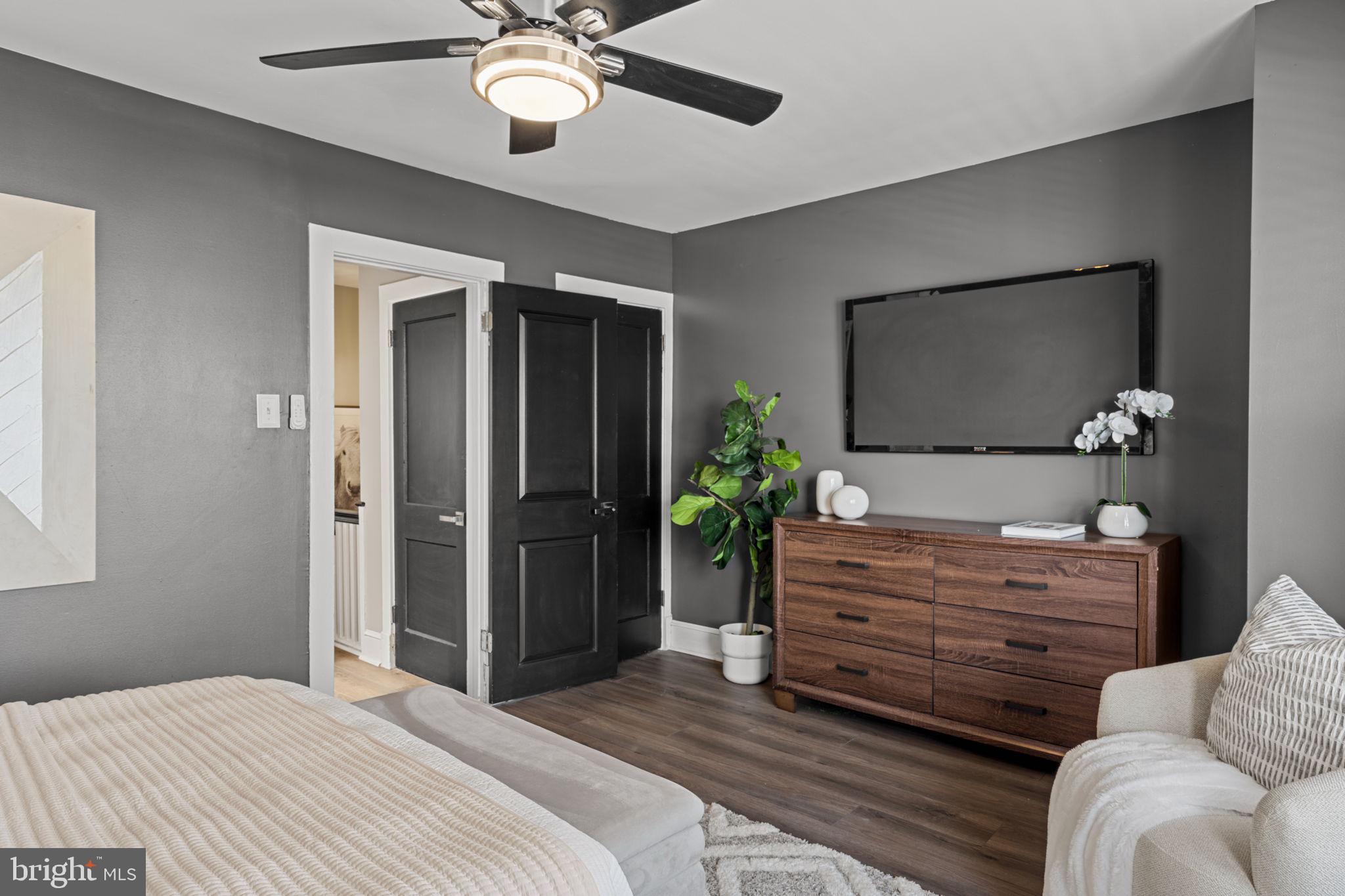4558 Fernhill Road Philadelphia, PA 19144 - Photo 21 of 36