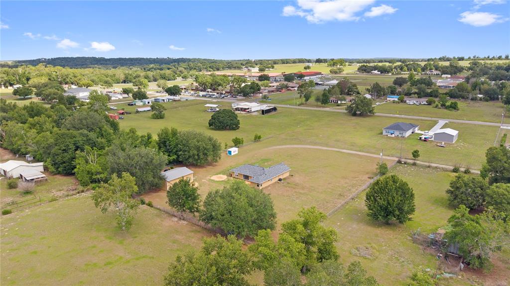 9917 Nelson Road Dade City, FL 33525 - Photo 39 of 40 a view of a city with lawn chairs