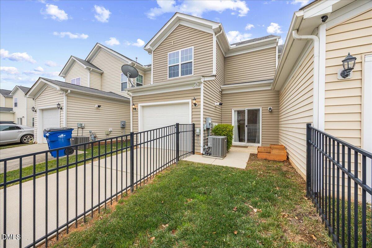 1003 Ileagnes Road Raleigh, NC 27603 - Photo 29 of 42 39-2A1A3499