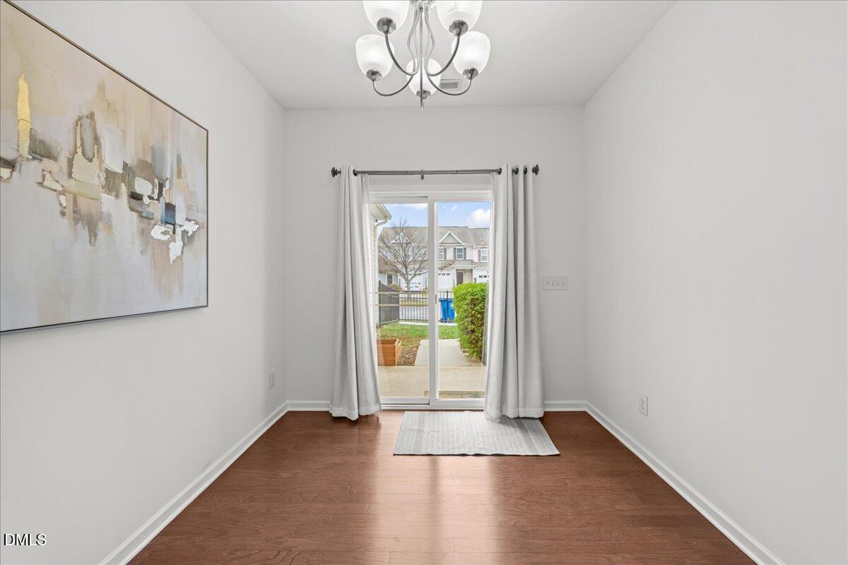 1003 Ileagnes Road Raleigh, NC 27603 - Photo 6 of 42 21-2A1A3437