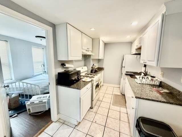 109 Salem Street, Unit 2 Boston, MA 02113 - Photo 9 of 22