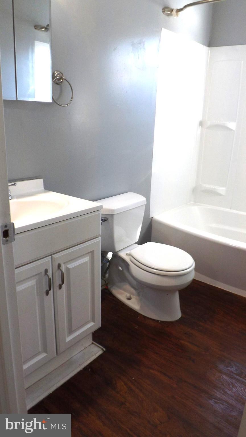 21 Louise Court Rising Sun, MD 21911 - Photo 27 of 30 Hall Bathroom