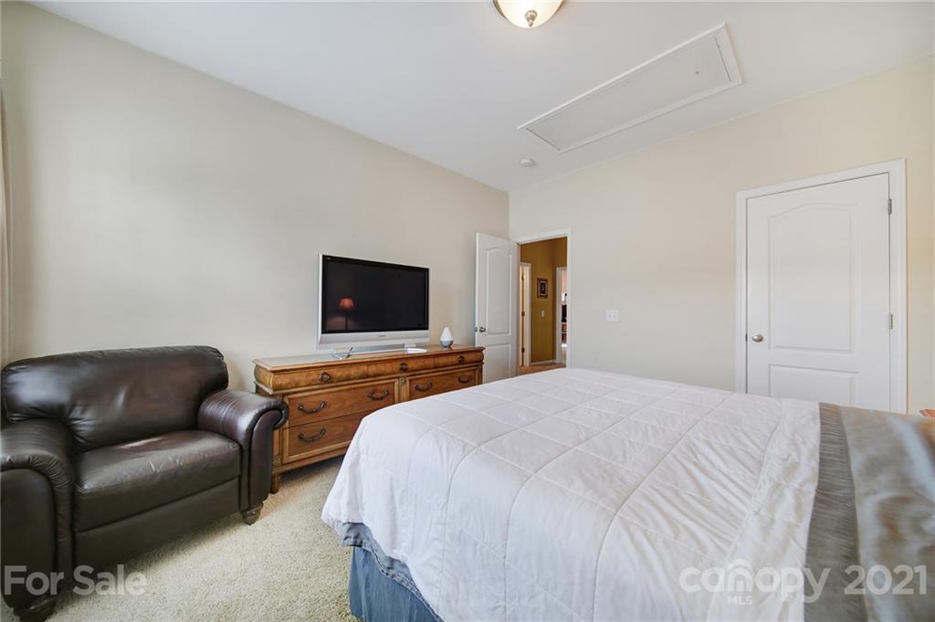 361 Miners Cove Way Fort Mill, SC 29708 - Photo 27 of 42 Gallery Image 27