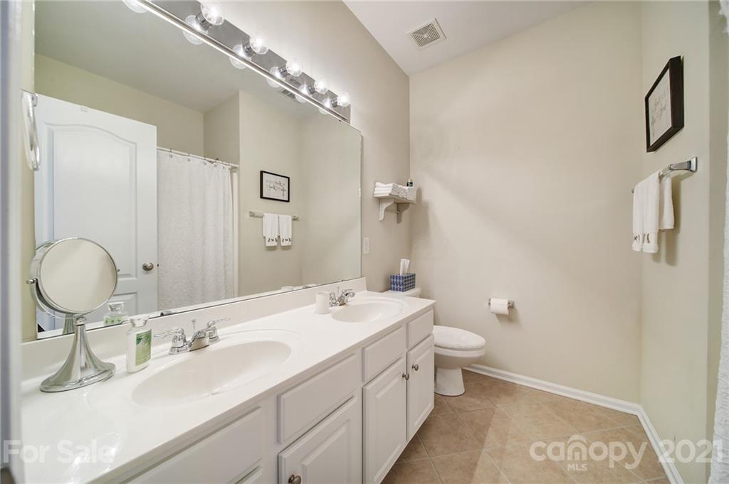 361 Miners Cove Way Fort Mill, SC 29708 - Photo 30 of 42 Gallery Image 30