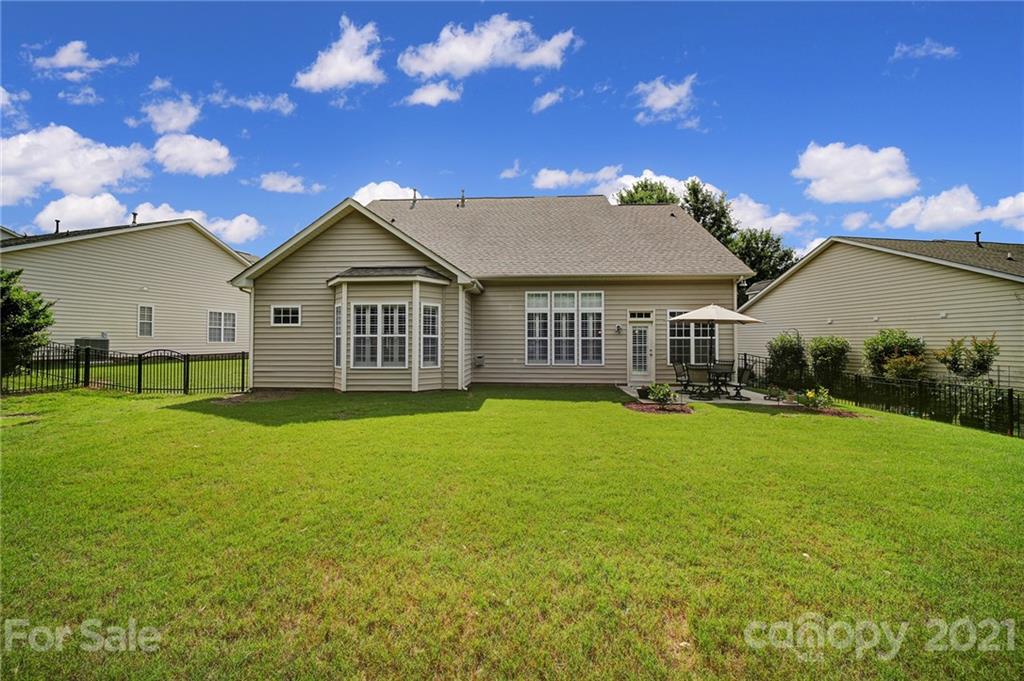 361 Miners Cove Way Fort Mill, SC 29708 - Photo 36 of 42 Gallery Image 36
