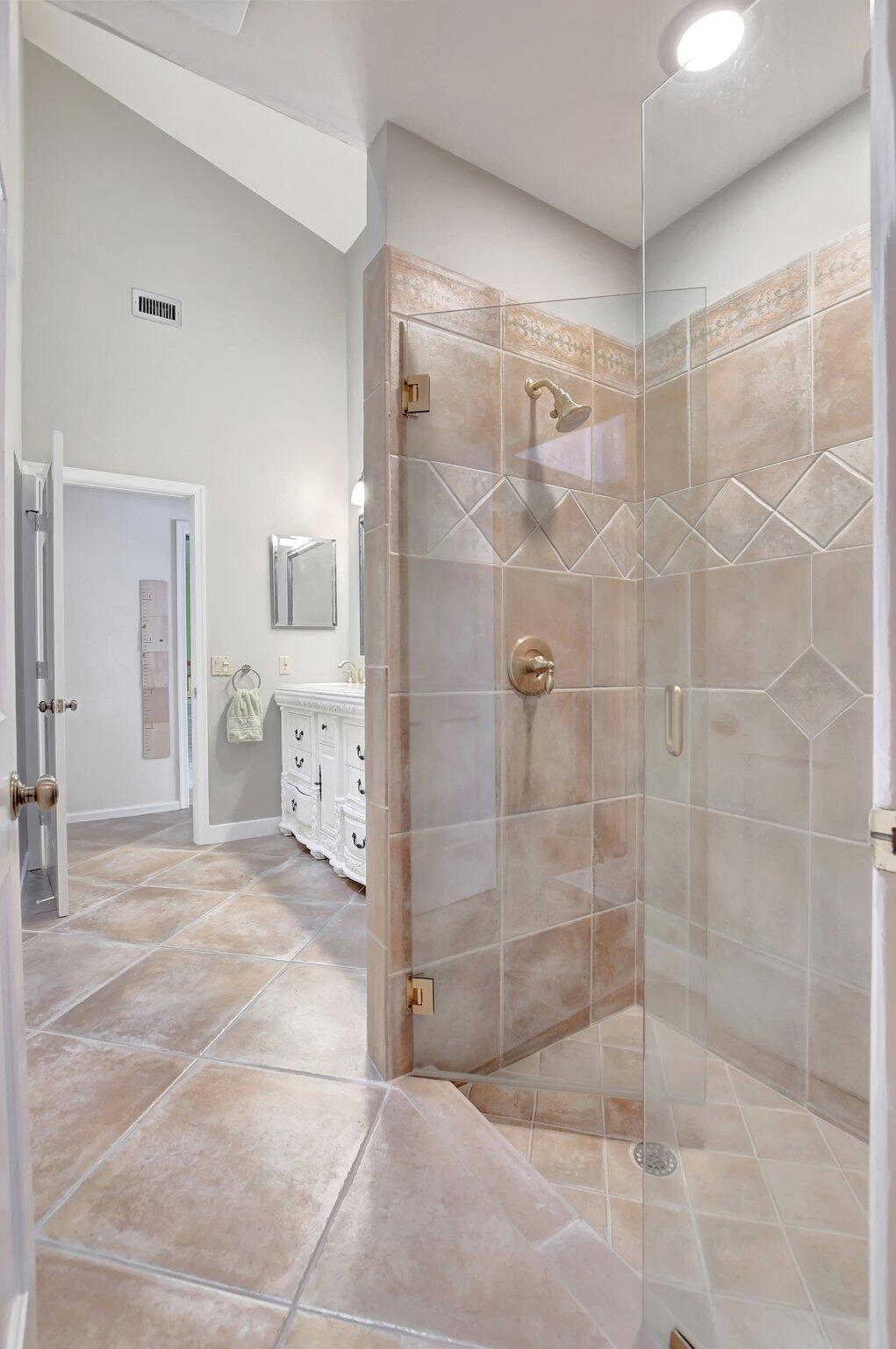 2898 Northwest 26th Street Boca Raton, FL 33434 - Photo 41 of 62 20 Adjoining Bathroom 3