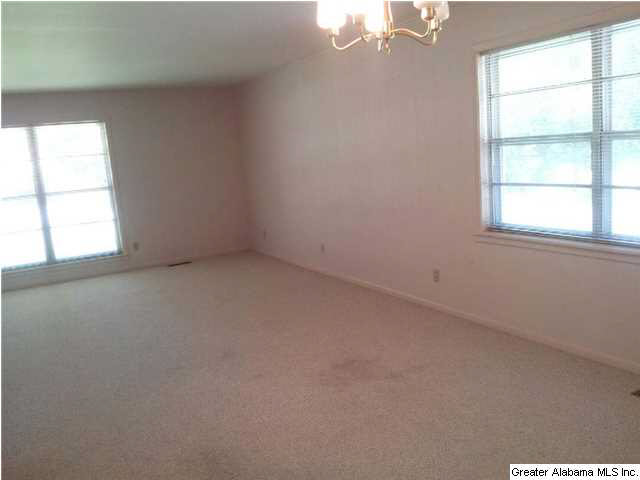 1033 4th Avenue Southwest Alabaster, AL 35007 - Photo 9 of 31
