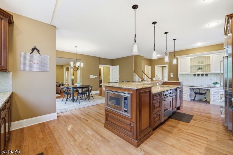 8 Ridgeline Drive Long Valley, NJ 07853 - Photo 18 of 50