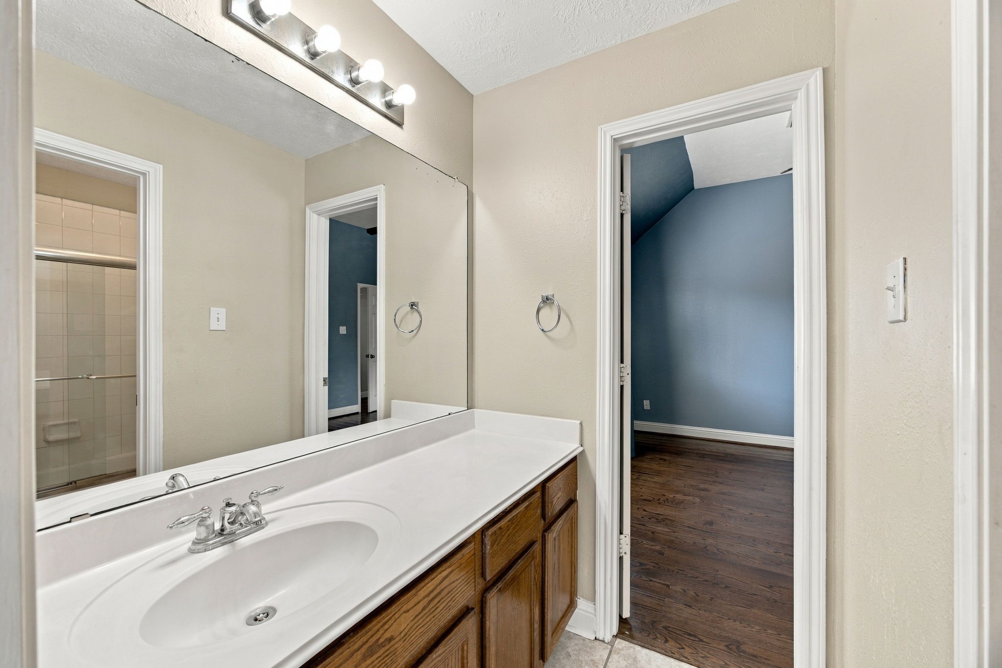 6714 Russelfield Lane Houston, TX 77049 - Photo 38 of 49 Gallery Image 38
