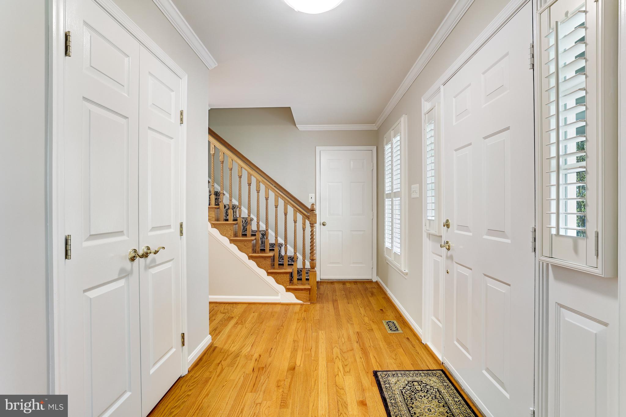 1004 Hidden Park Place Herndon, VA 20170 - Photo 14 of 101