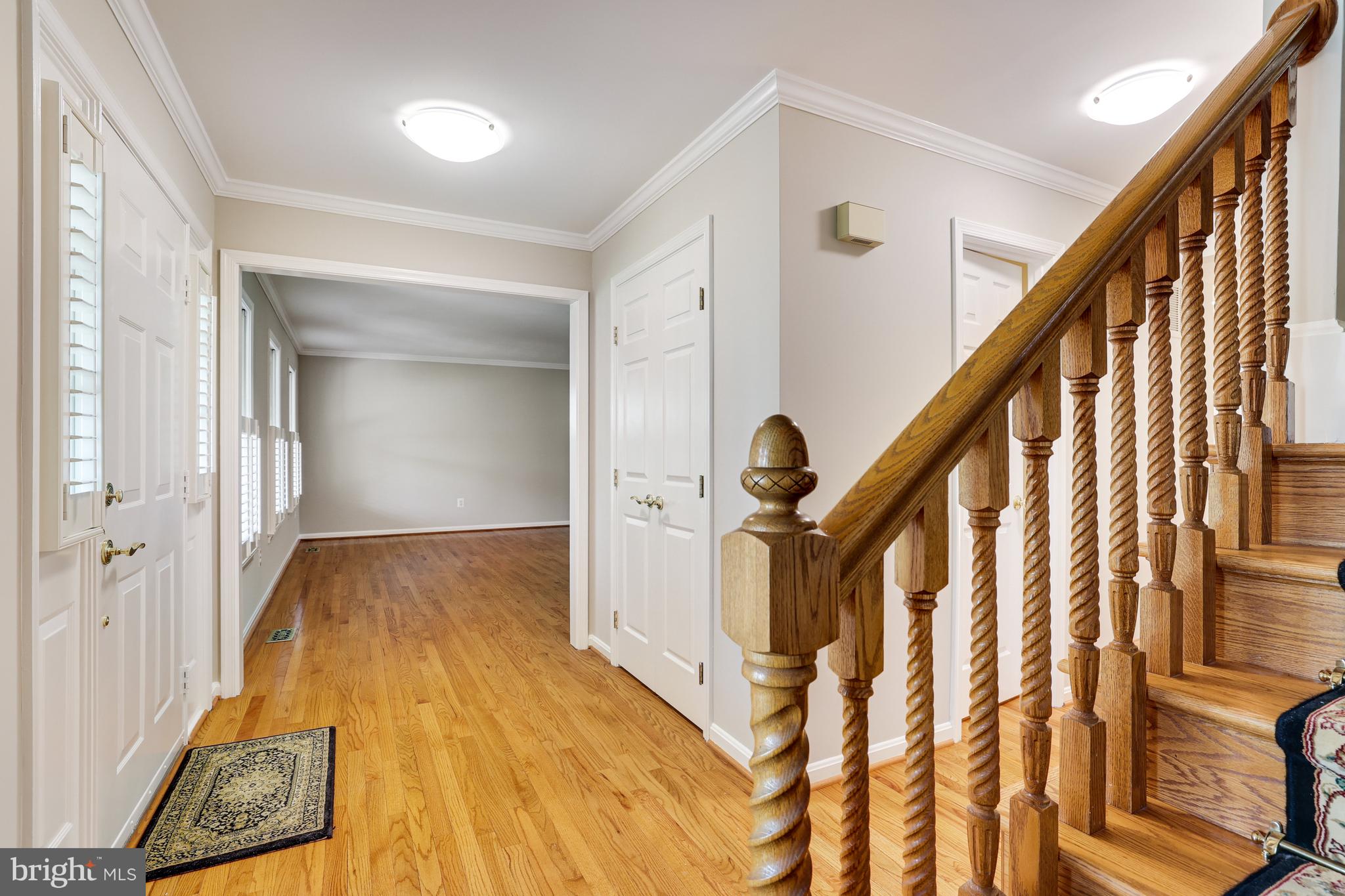 1004 Hidden Park Place Herndon, VA 20170 - Photo 15 of 101