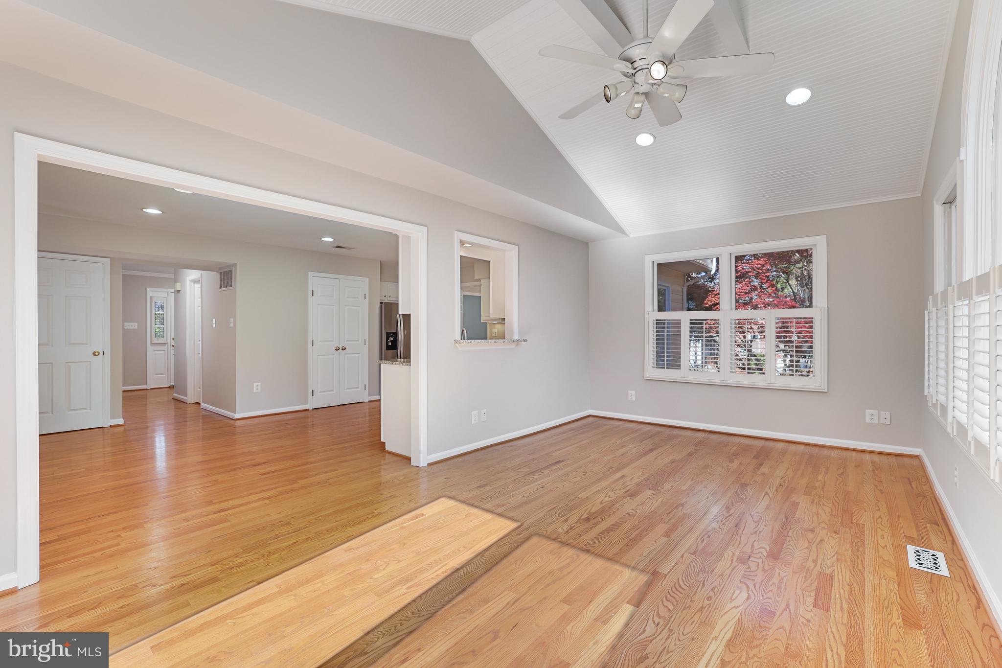 1004 Hidden Park Place Herndon, VA 20170 - Photo 27 of 101