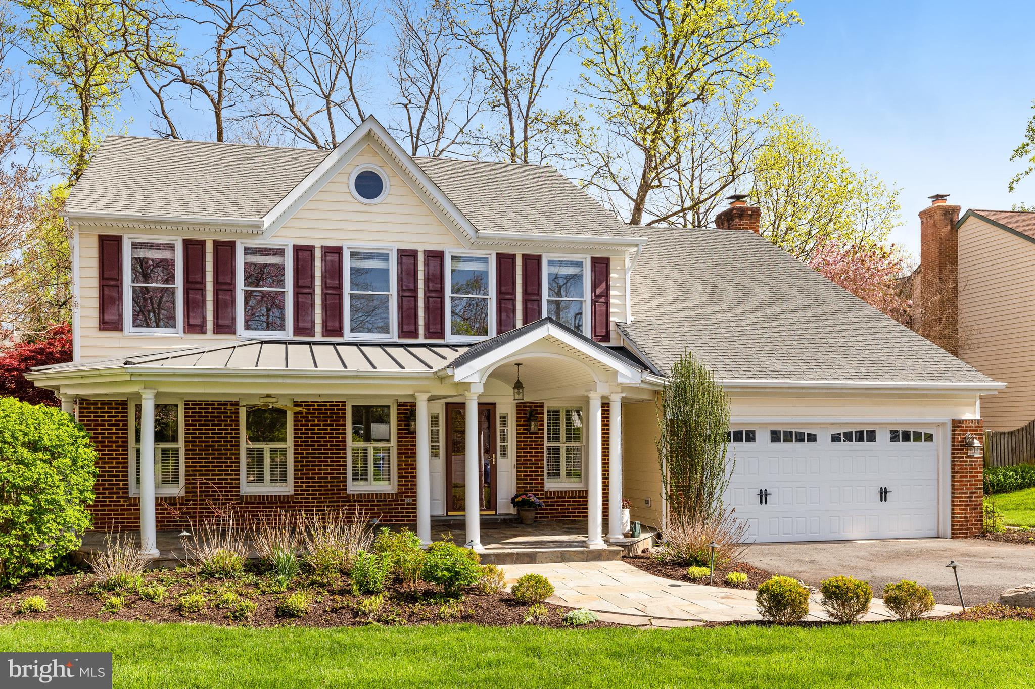 1004 Hidden Park Place Herndon, VA 20170 - Photo 3 of 101