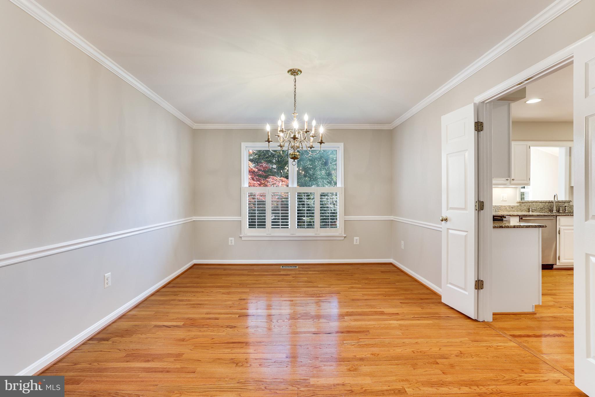 1004 Hidden Park Place Herndon, VA 20170 - Photo 34 of 101