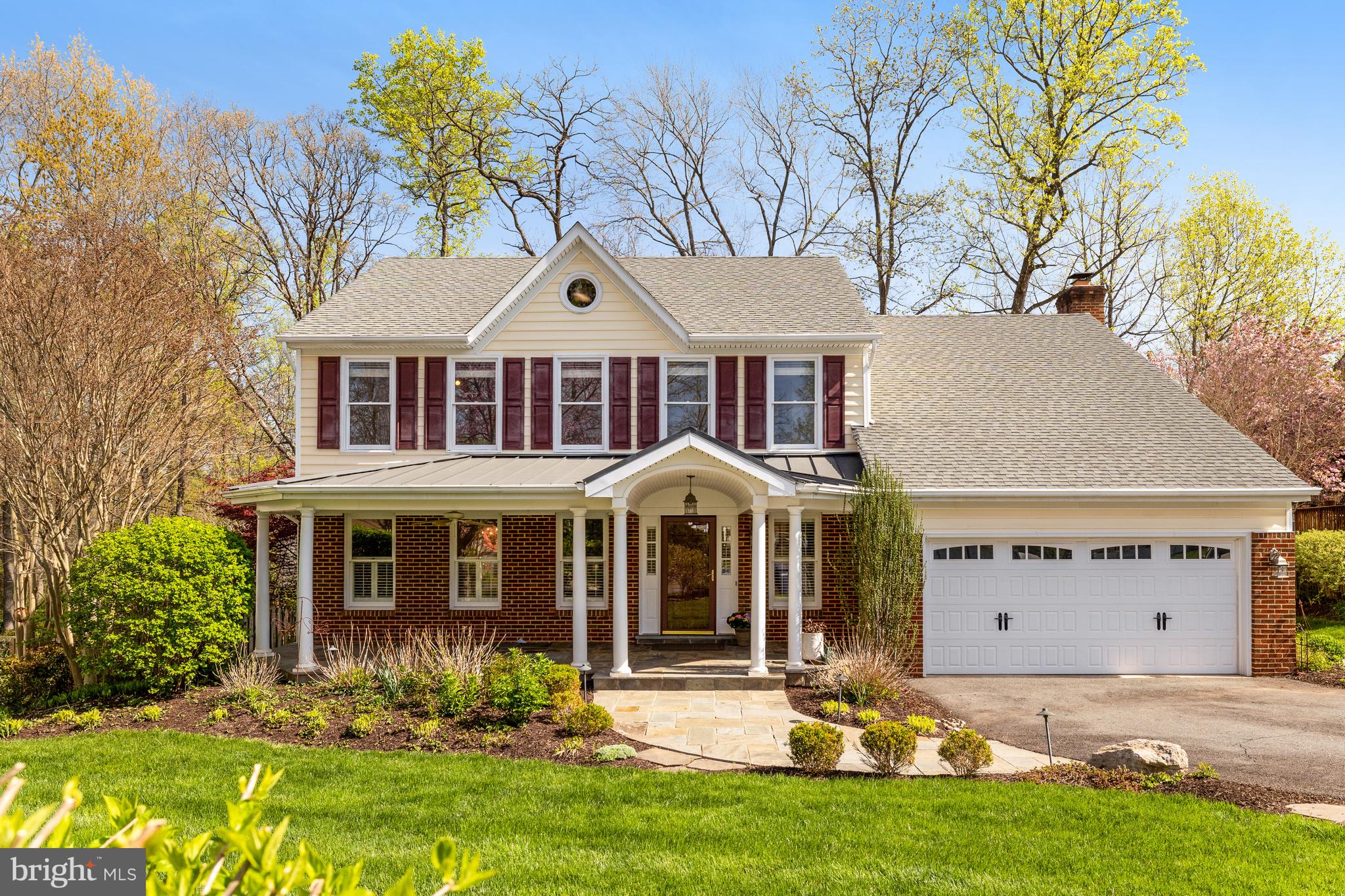 1004 Hidden Park Place Herndon, VA 20170 - Photo 4 of 101