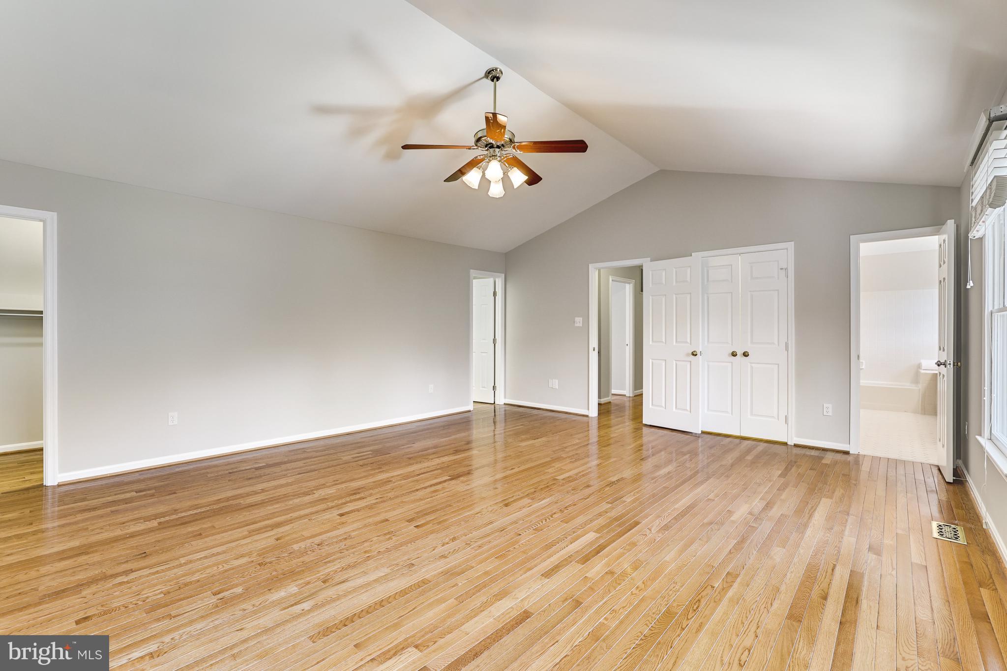 1004 Hidden Park Place Herndon, VA 20170 - Photo 46 of 101