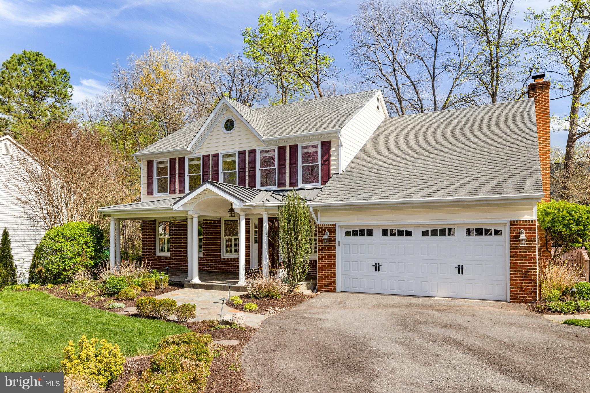 1004 Hidden Park Place Herndon, VA 20170 - Photo 5 of 101