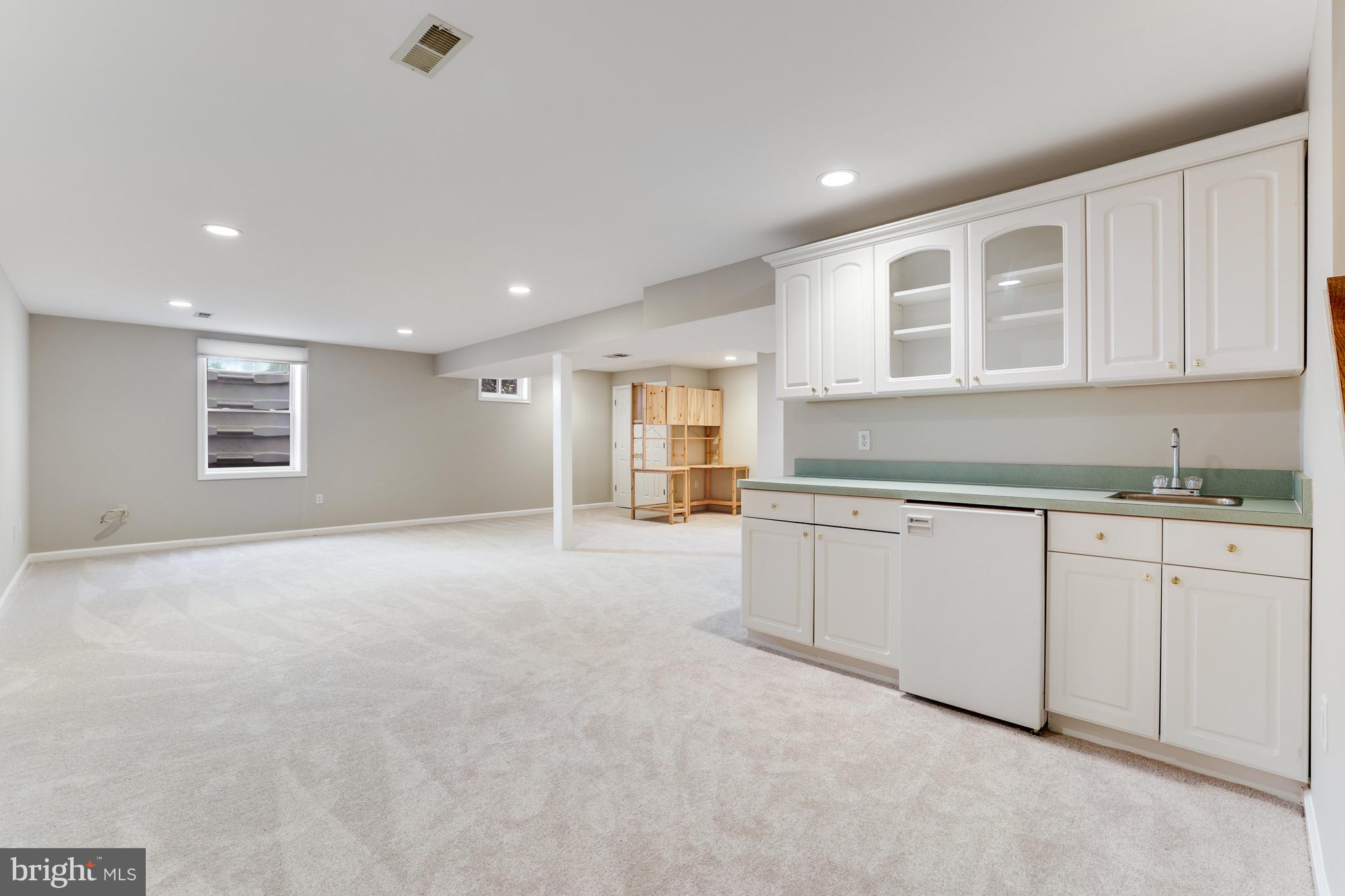 1004 Hidden Park Place Herndon, VA 20170 - Photo 67 of 101