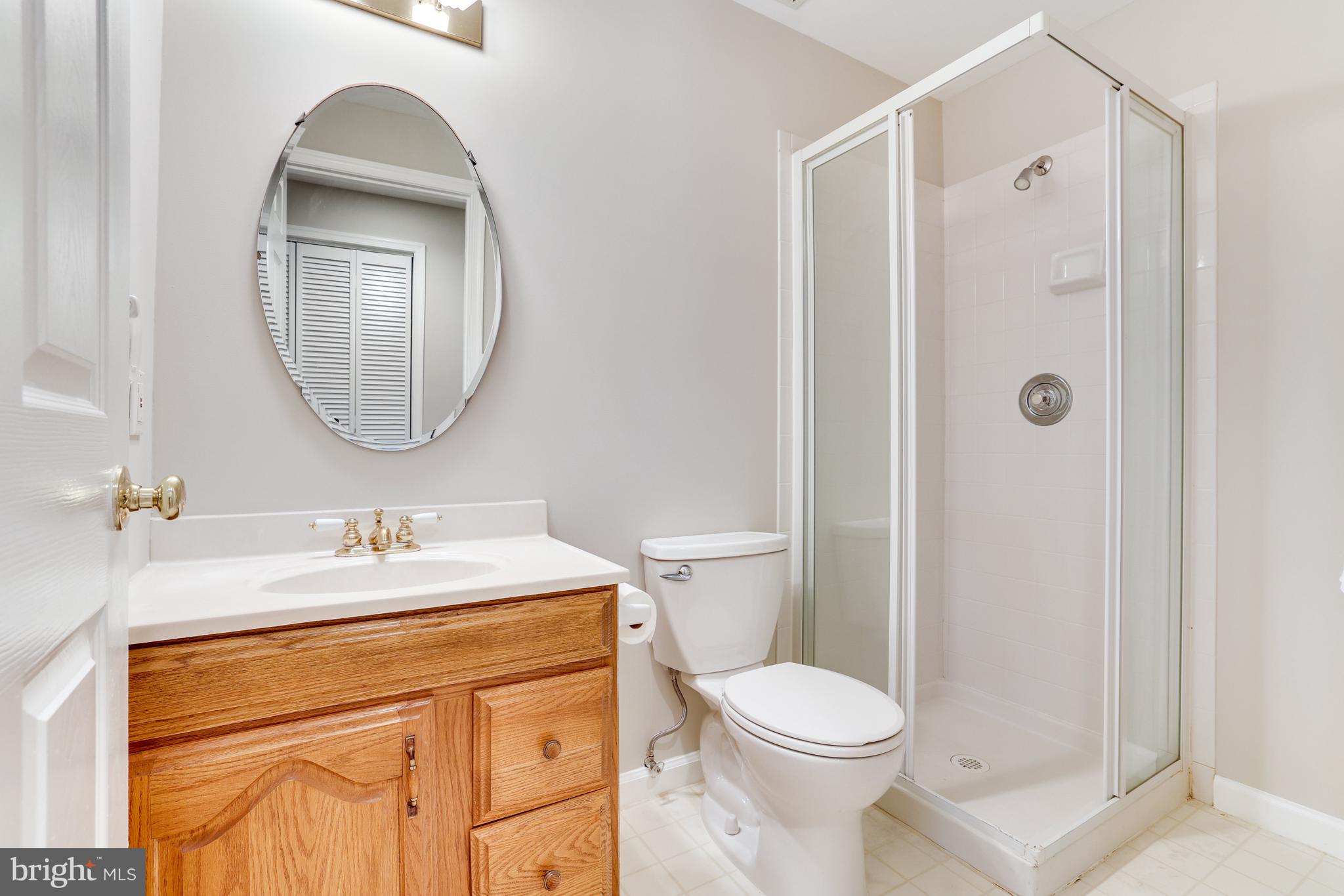 1004 Hidden Park Place Herndon, VA 20170 - Photo 76 of 101