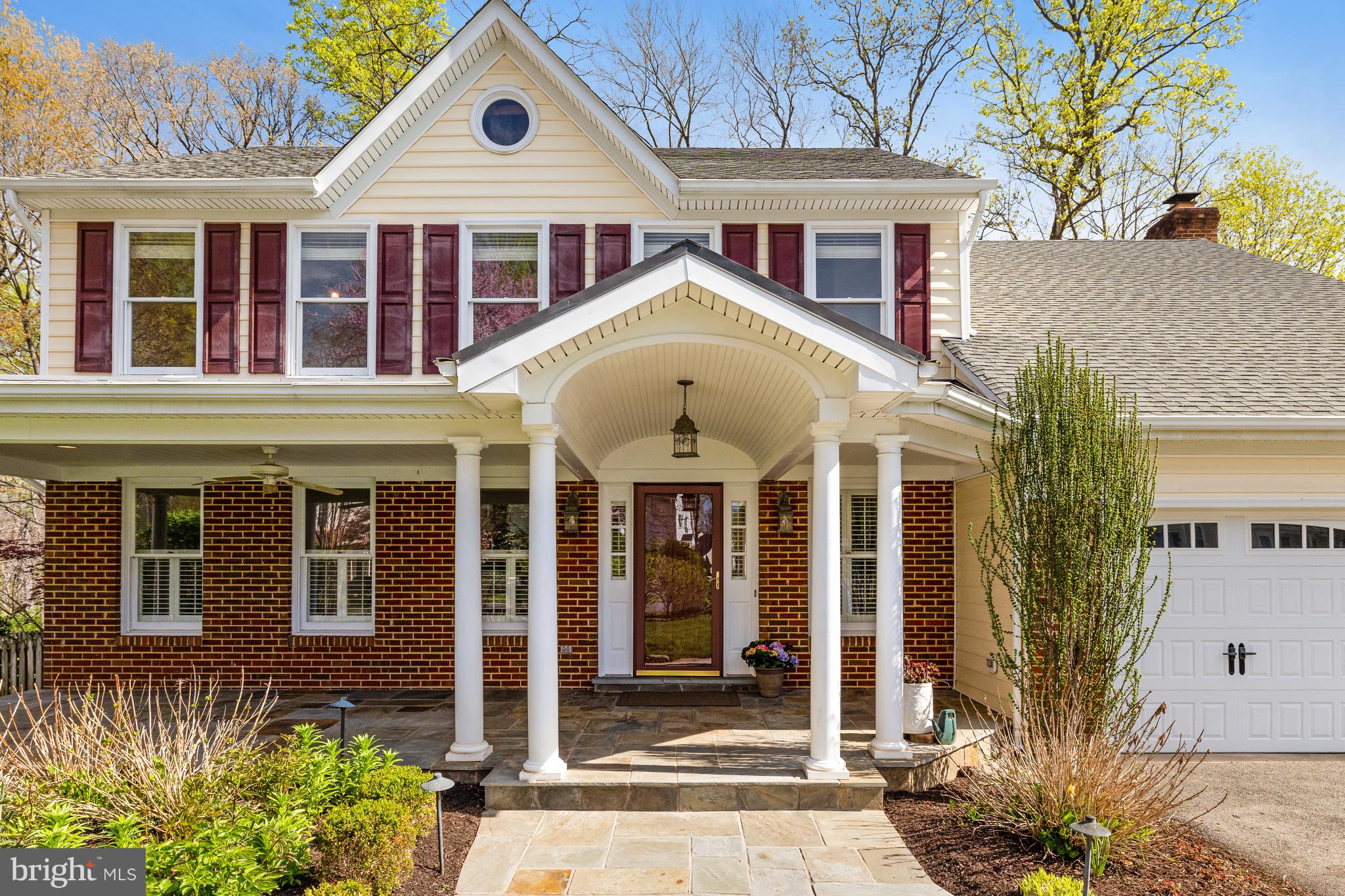 1004 Hidden Park Place Herndon, VA 20170 - Photo 10 of 101