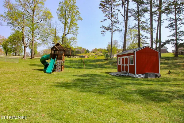 $434,000 | 416 Summitt Drive, La Follette, TN 37766