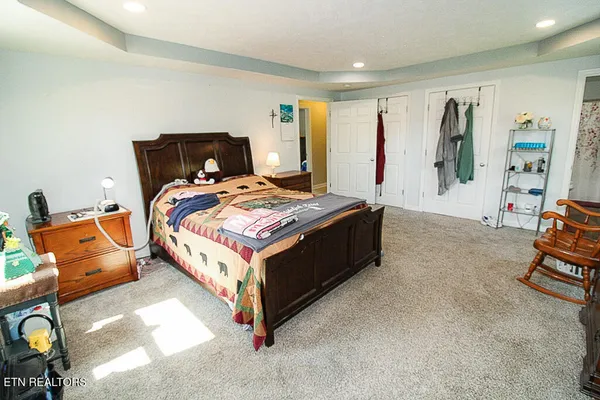 $434,000 | 416 Summitt Drive, La Follette, TN 37766