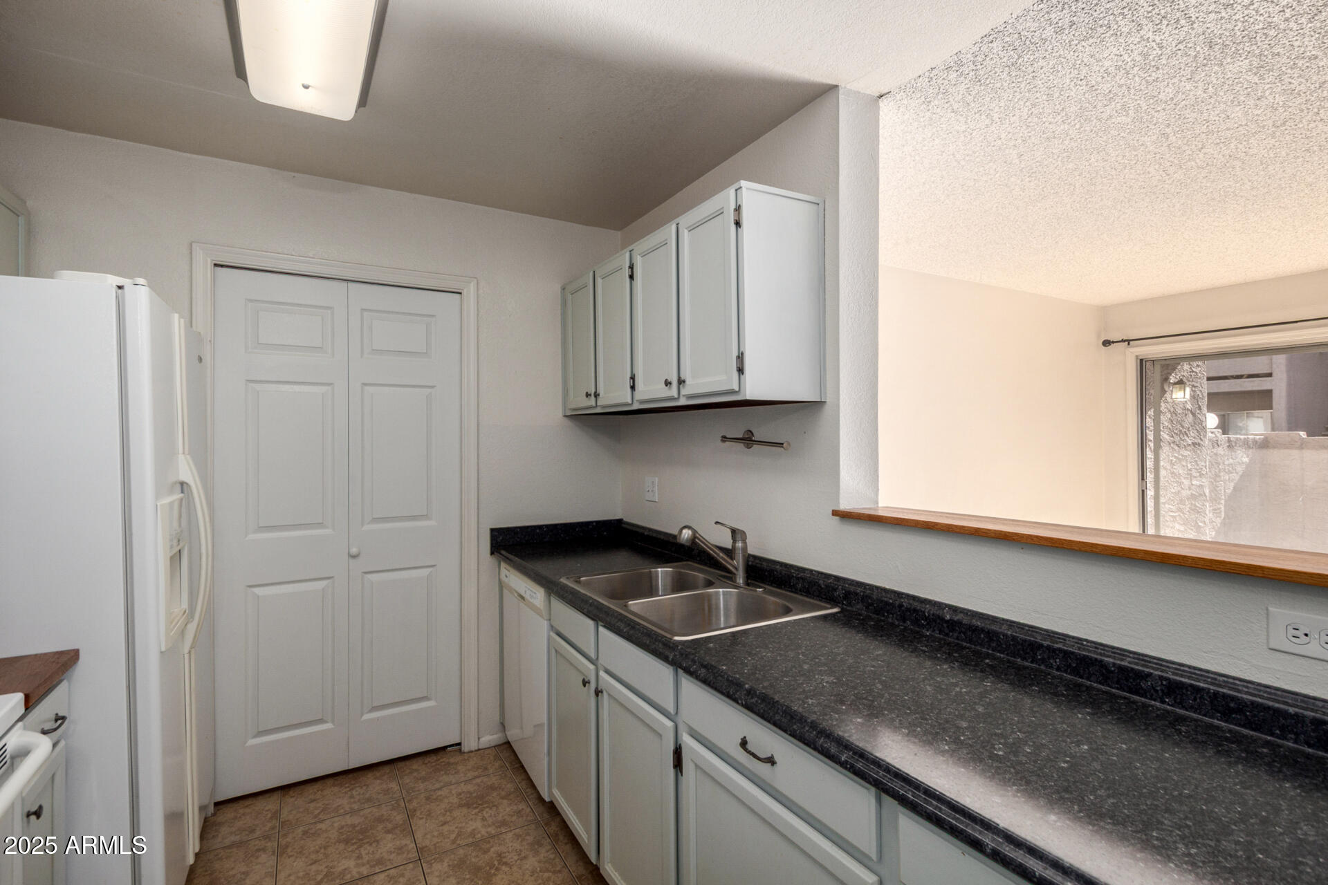 623 West Guadalupe Road, Unit 165 Mesa, AZ 85210 - Photo 11 of 33 11 Guadalupe 165